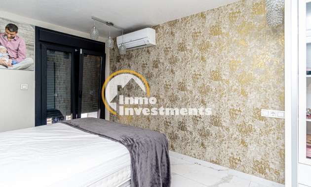 Resale - Semi detached villa - Los Balcones