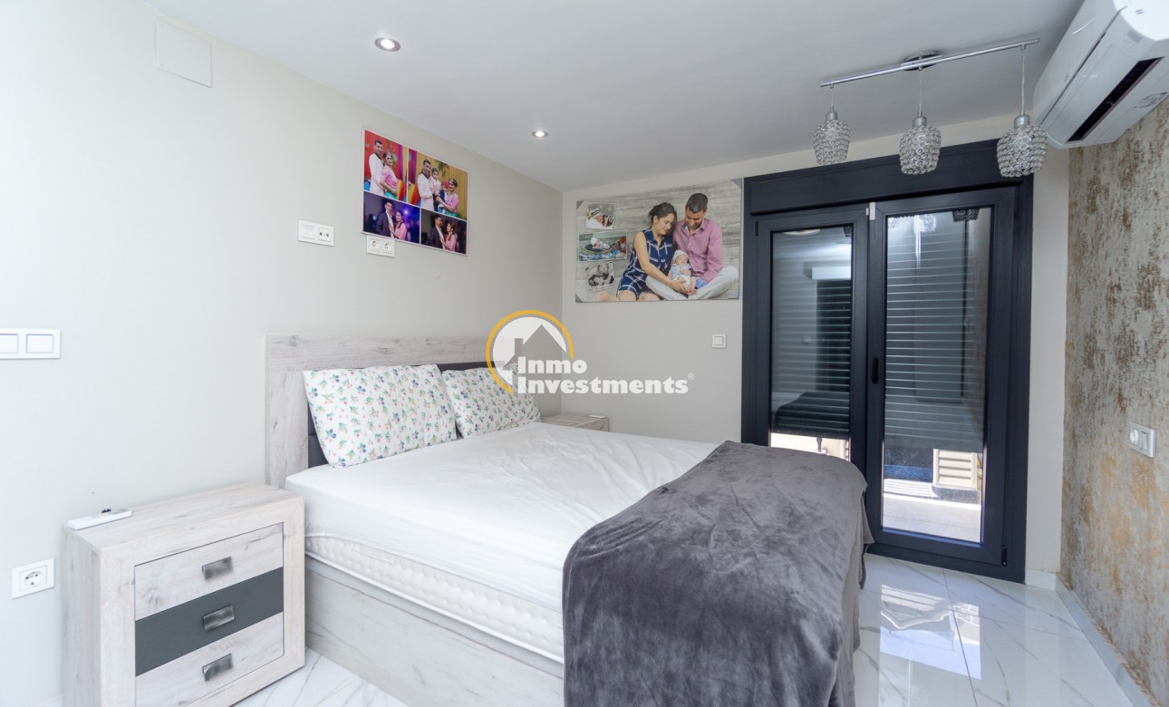 Resale - Semi detached villa - Los Balcones