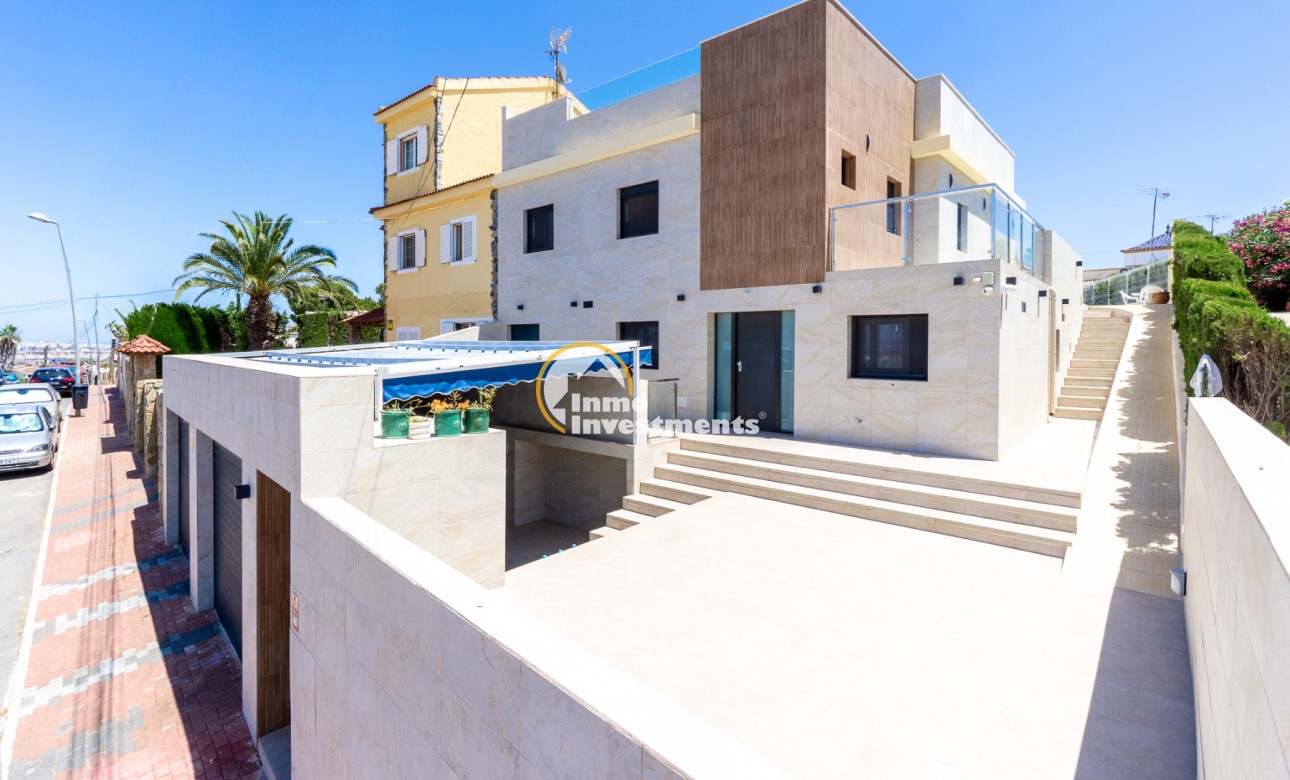 Resale - Semi detached villa - Los Balcones
