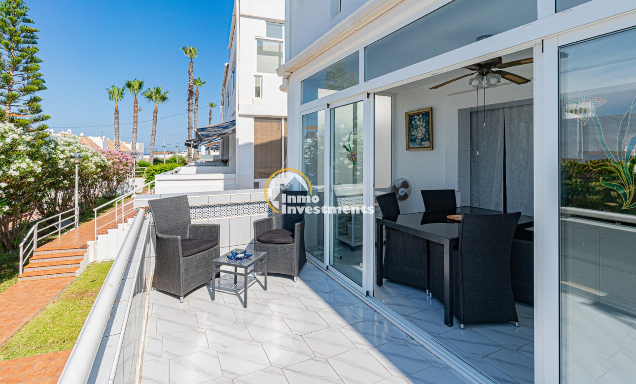 Resale - Town house - Cabo Roig - Beachside