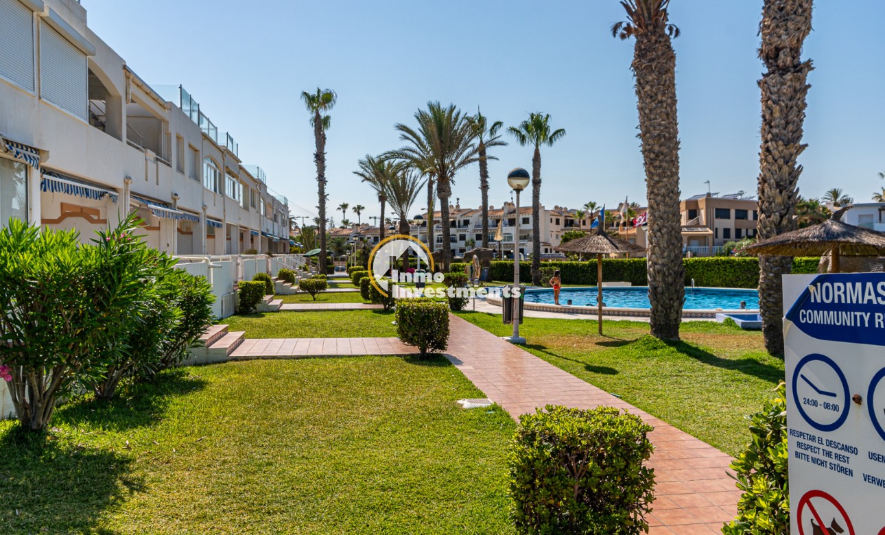 Resale - Town house - Cabo Roig - Beachside
