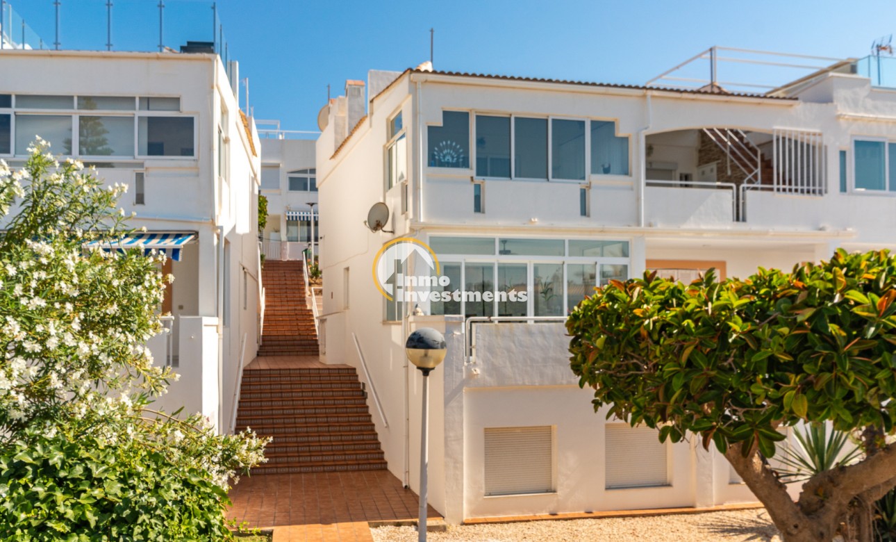 Resale - Town house - Cabo Roig - Beachside
