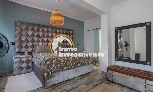 Till salu - Finca - Albatera