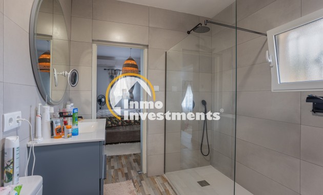 Till salu - Finca - Albatera