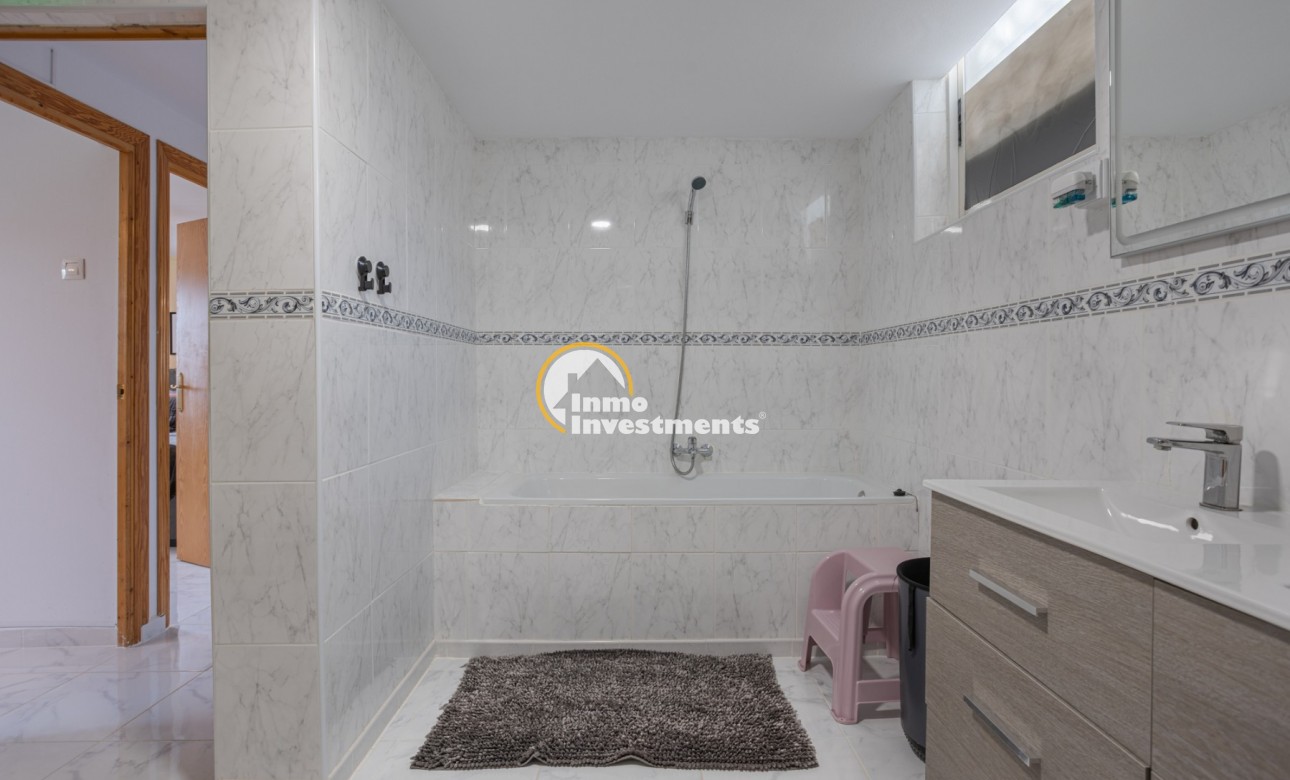 Till salu - Finca - Albatera