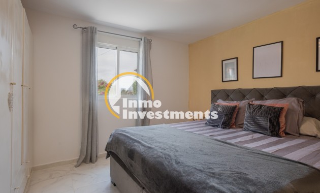 Till salu - Finca - Albatera