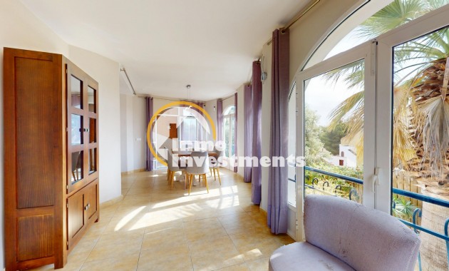 Resale - Villa - Orihuela Costa - La Zenia