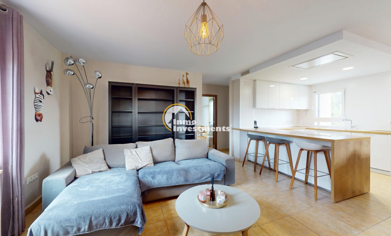 Resale - Villa - Orihuela Costa - La Zenia