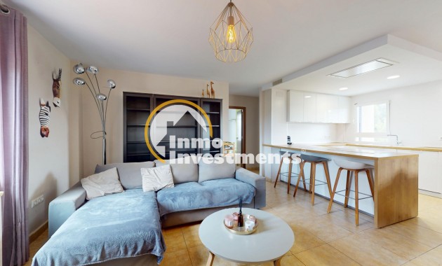 Resale - Villa - Orihuela Costa - La Zenia