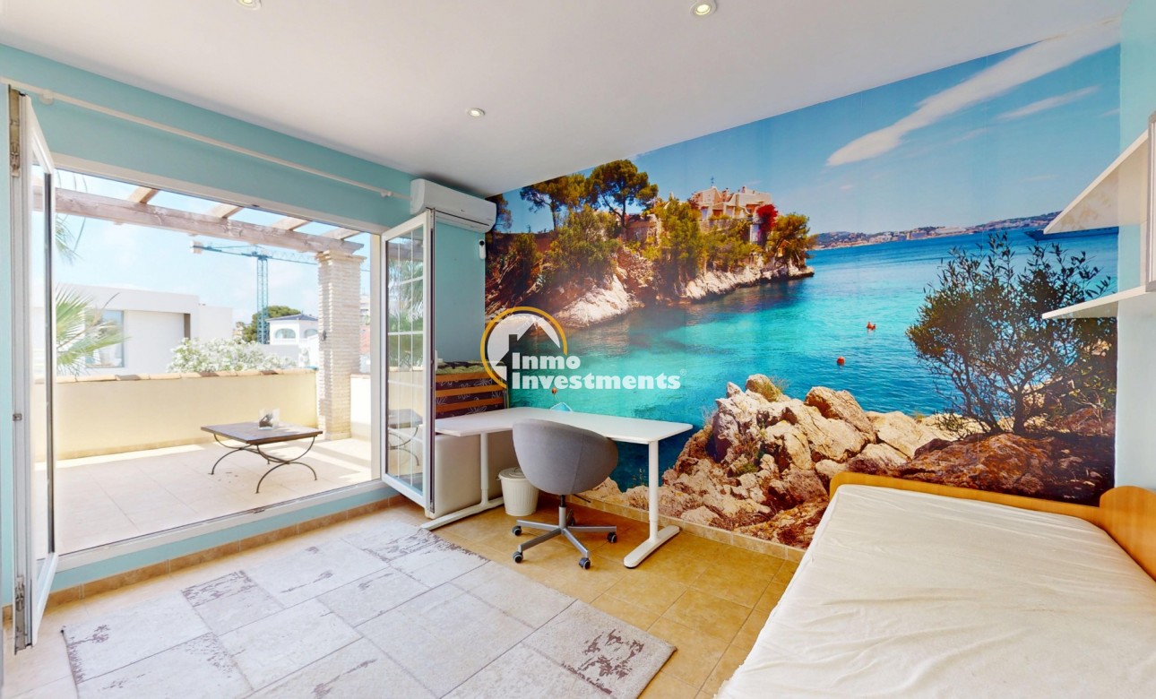 Resale - Villa - Orihuela Costa - La Zenia