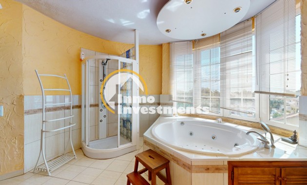 Resale - Villa - Orihuela Costa - La Zenia