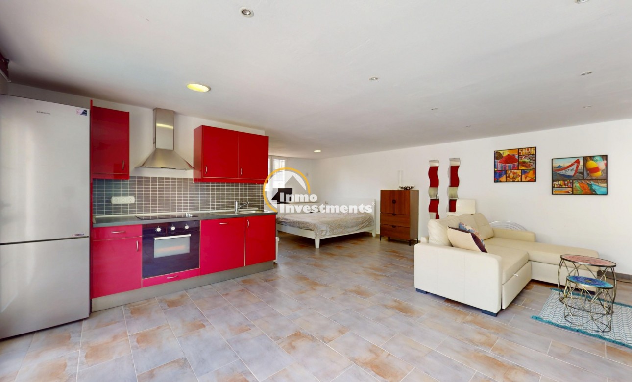 Resale - Villa - Orihuela Costa - La Zenia