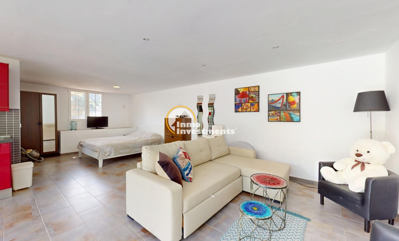 Resale - Villa - Orihuela Costa - La Zenia