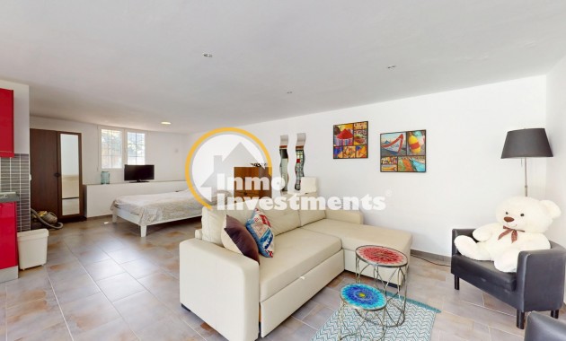 Resale - Villa - Orihuela Costa - La Zenia