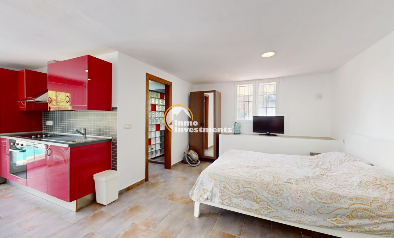 Resale - Villa - Orihuela Costa - La Zenia