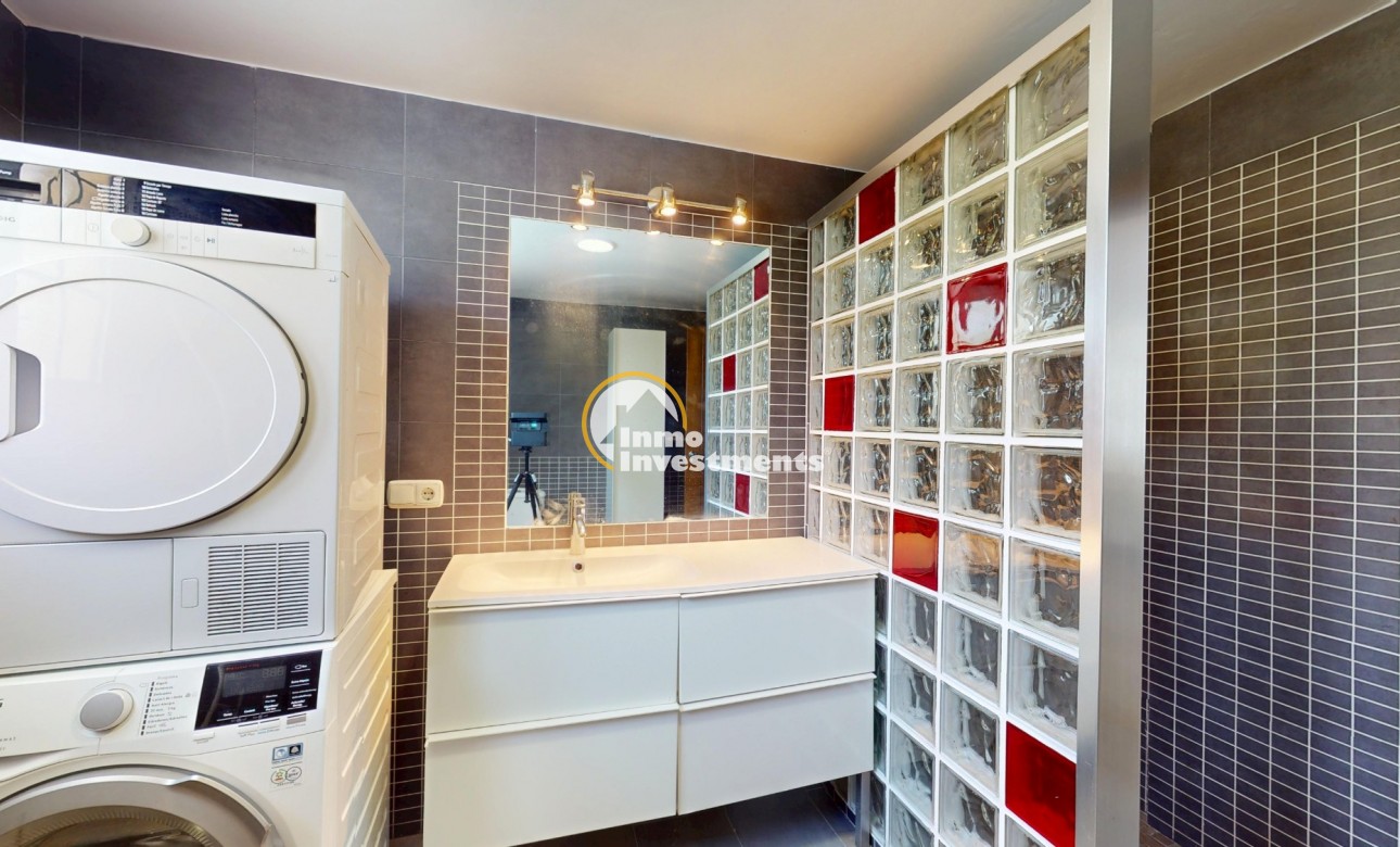 Resale - Villa - Orihuela Costa - La Zenia