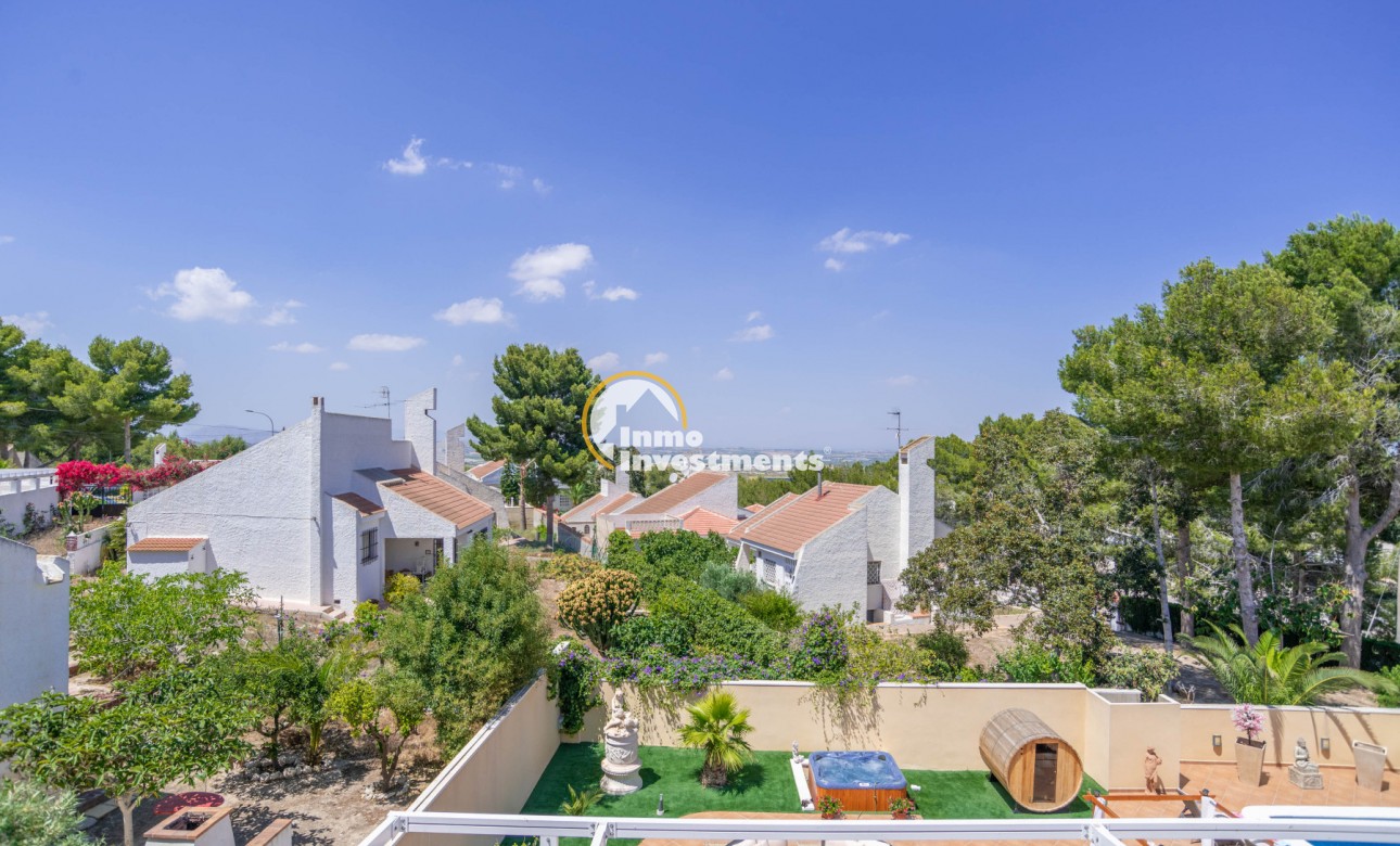 Resale - Villa - San Miguel de Salinas - Las Communicaciones