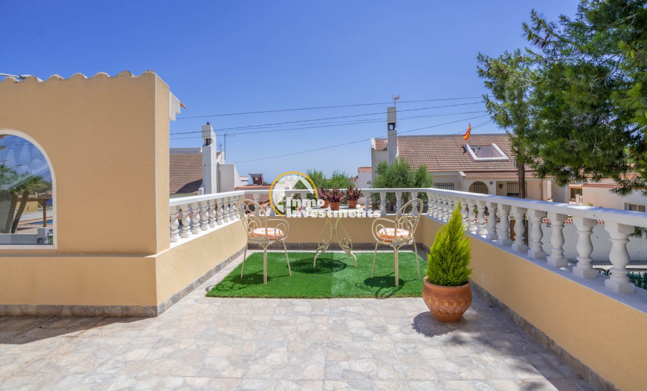 Resale - Villa - San Miguel de Salinas - Las Communicaciones