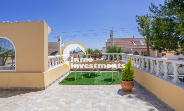 Resale - Villa - San Miguel de Salinas - Las Communicaciones