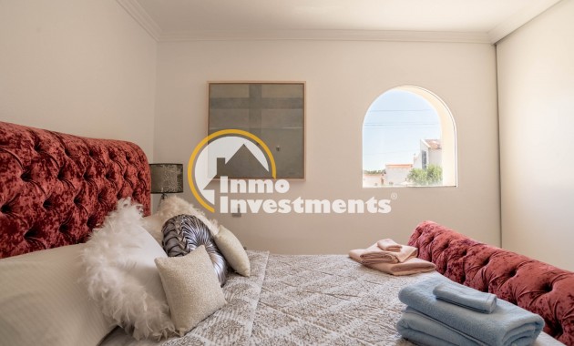 Resale - Villa - San Miguel de Salinas - Las Communicaciones