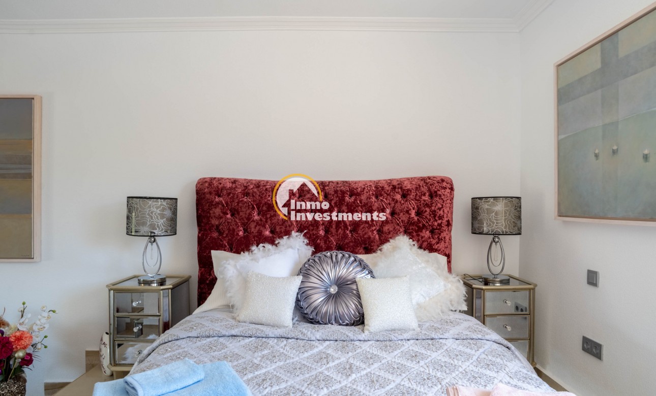 Resale - Villa - San Miguel de Salinas - Las Communicaciones