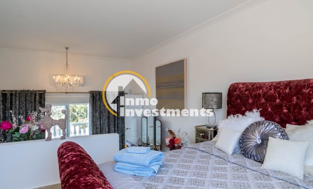 Resale - Villa - San Miguel de Salinas - Las Communicaciones