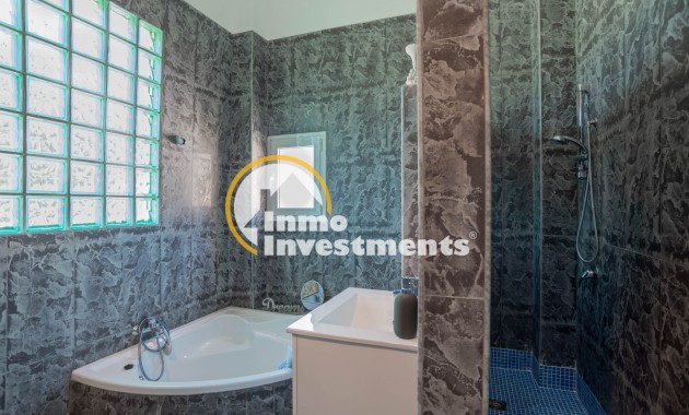 Resale - Villa - San Miguel de Salinas - Las Communicaciones