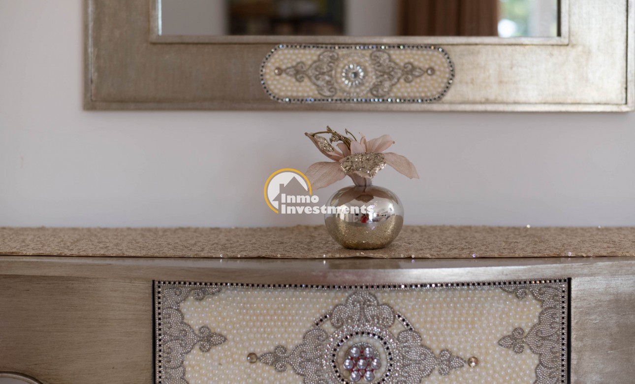 Resale - Villa - San Miguel de Salinas - Las Communicaciones