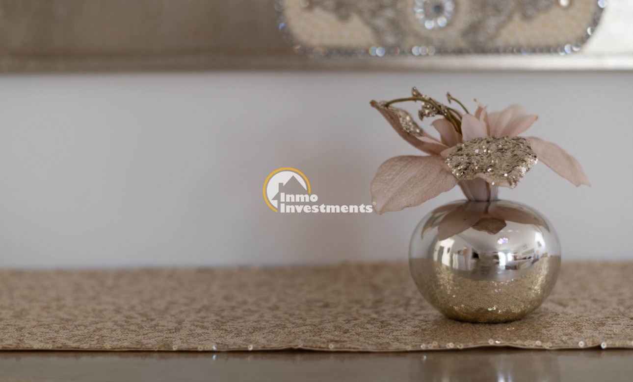 Resale - Villa - San Miguel de Salinas - Las Communicaciones