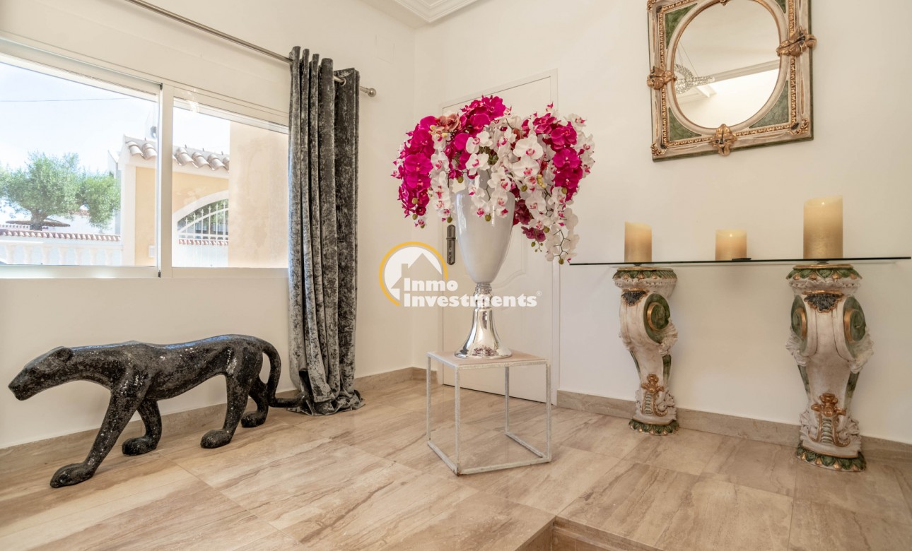 Resale - Villa - San Miguel de Salinas - Las Communicaciones