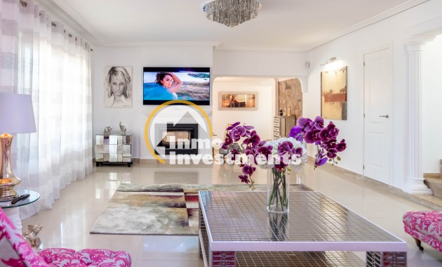 Resale - Villa - San Miguel de Salinas - Las Communicaciones