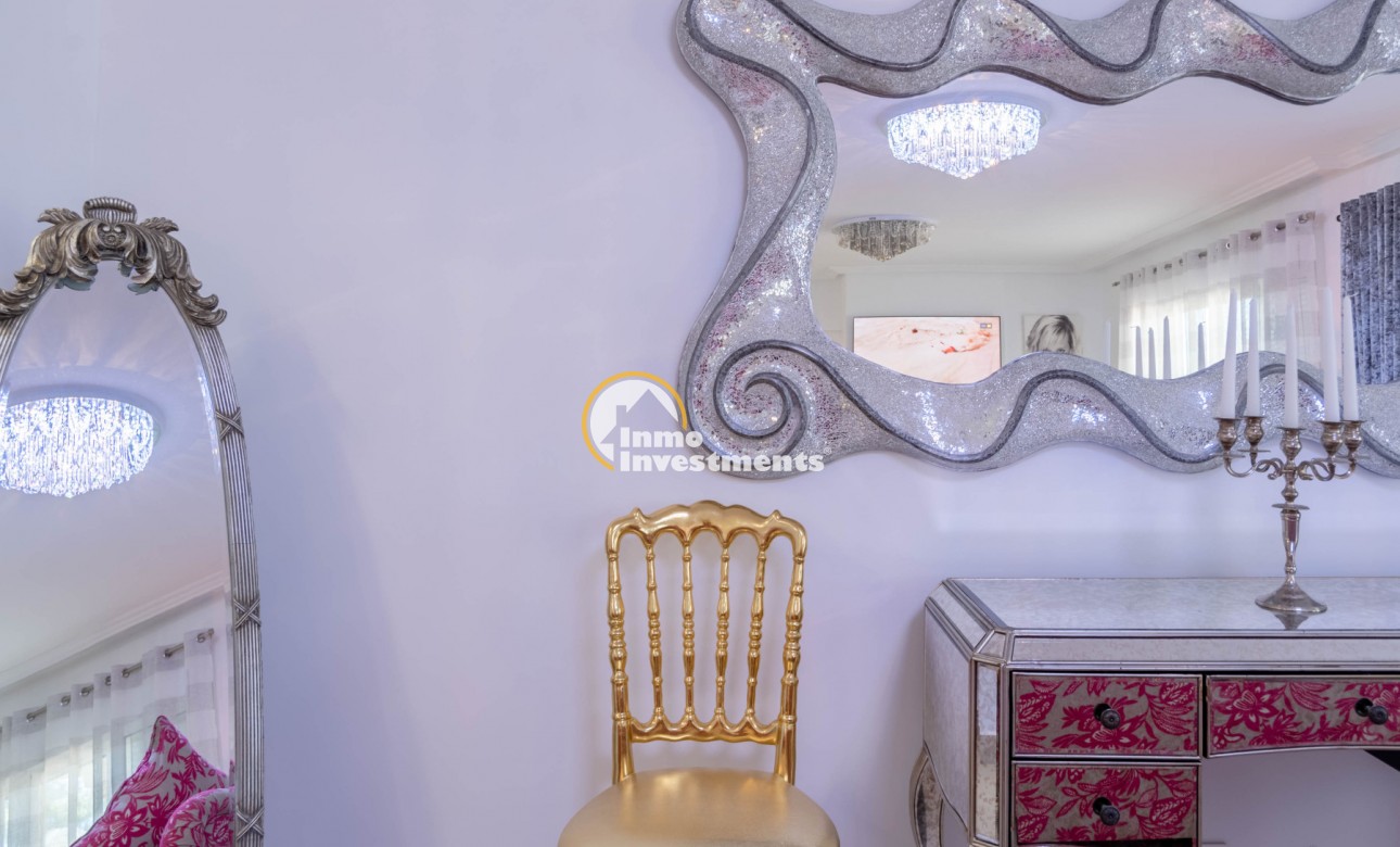 Resale - Villa - San Miguel de Salinas - Las Communicaciones