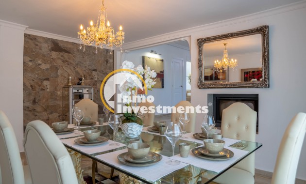 Resale - Villa - San Miguel de Salinas - Las Communicaciones