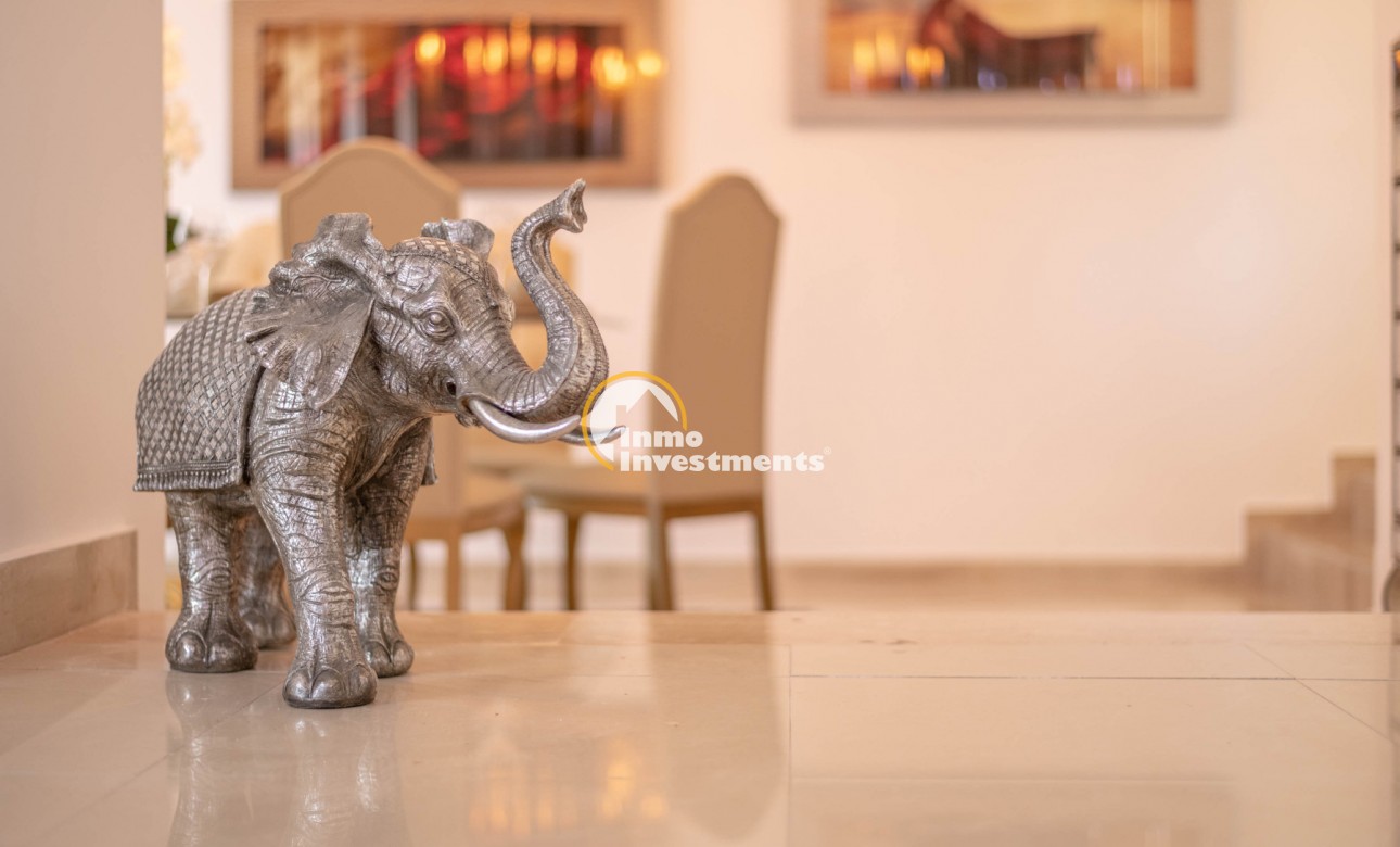 Resale - Villa - San Miguel de Salinas - Las Communicaciones