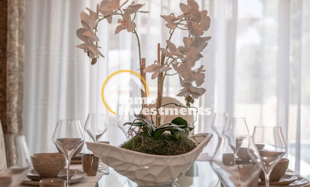 Resale - Villa - San Miguel de Salinas - Las Communicaciones