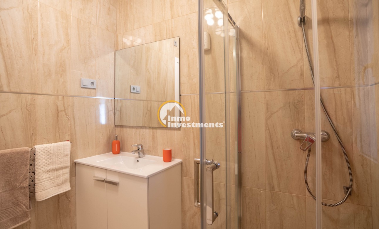 Resale - Villa - San Miguel de Salinas - Las Communicaciones