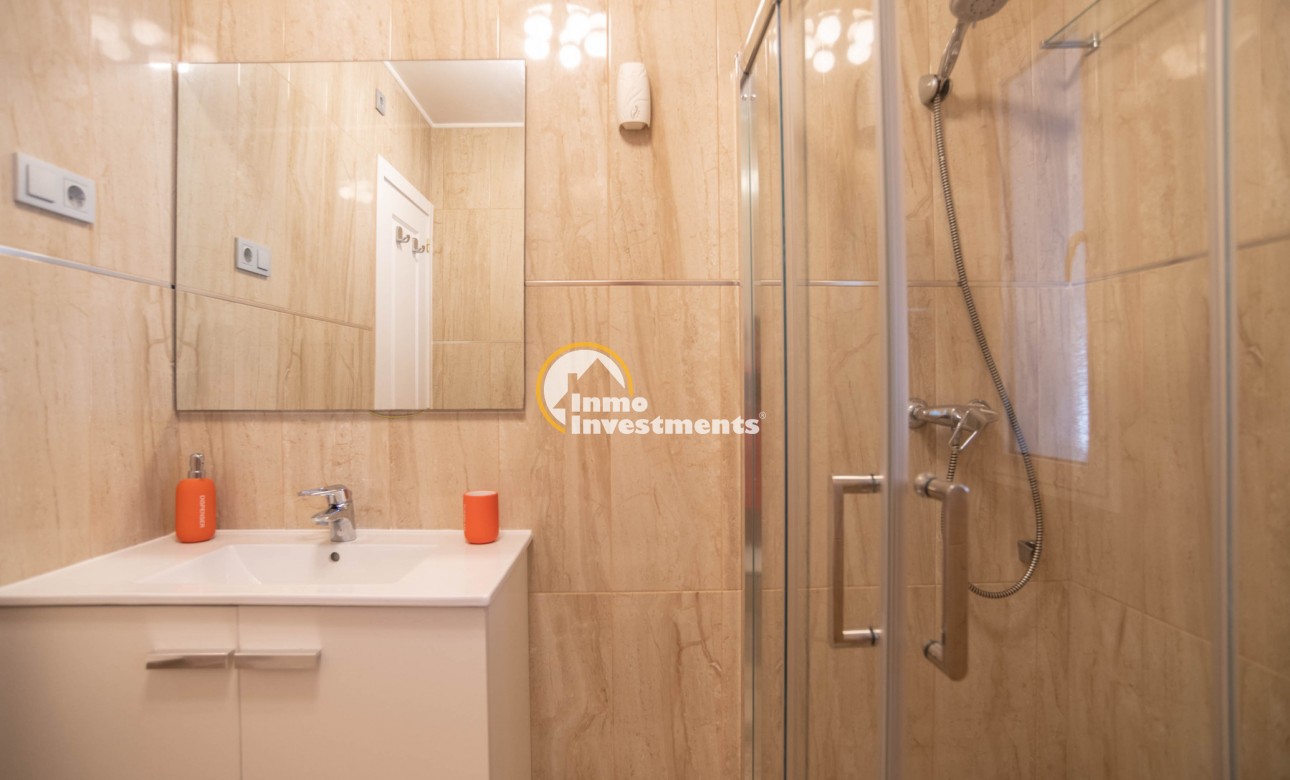 Resale - Villa - San Miguel de Salinas - Las Communicaciones