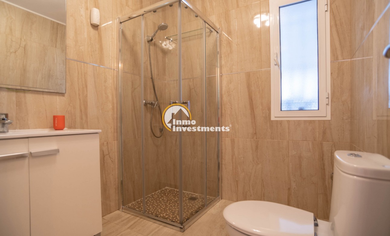 Resale - Villa - San Miguel de Salinas - Las Communicaciones