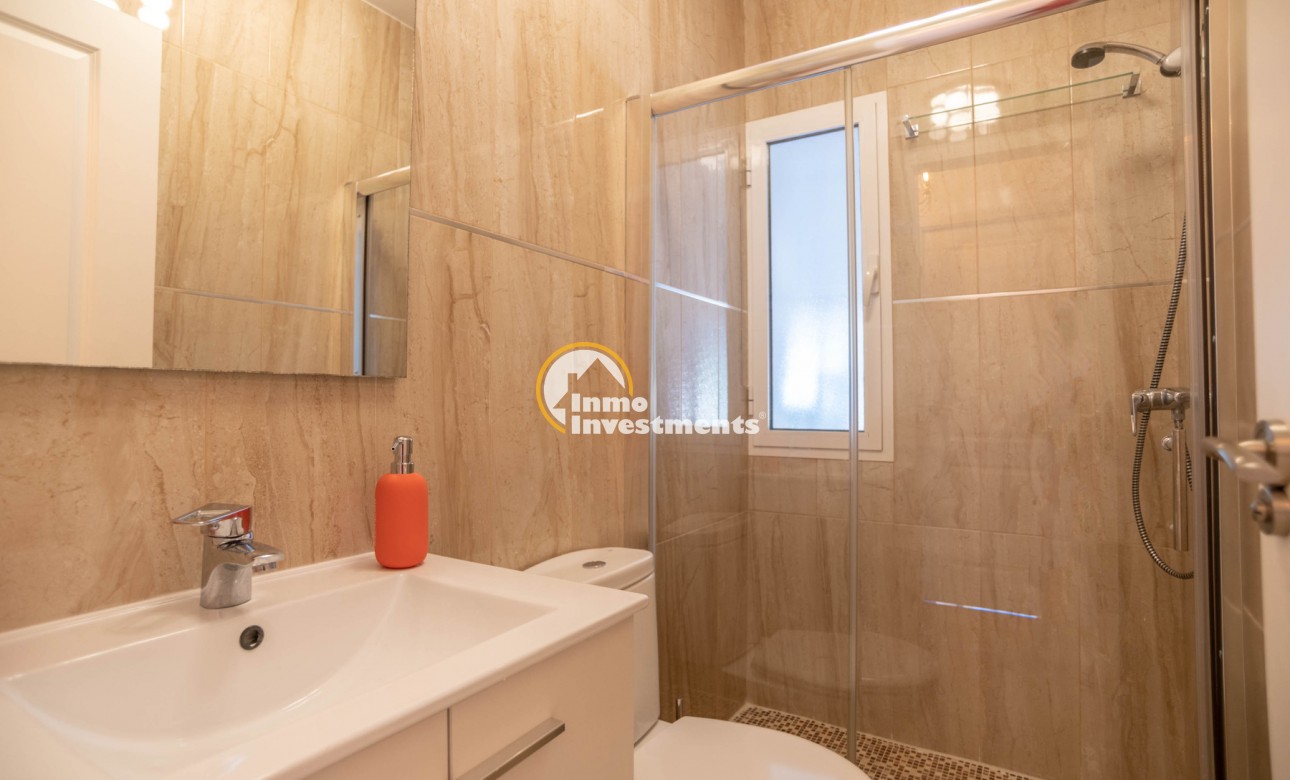 Resale - Villa - San Miguel de Salinas - Las Communicaciones