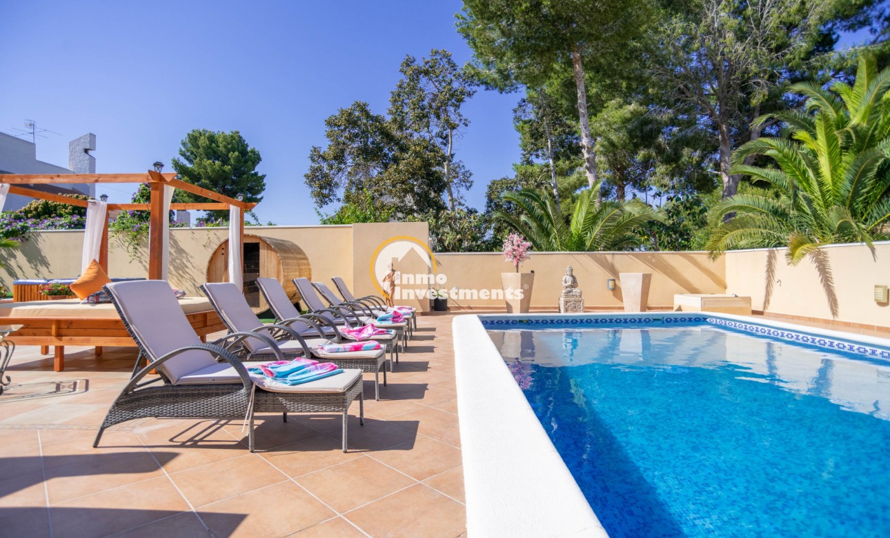 Resale - Villa - San Miguel de Salinas - Las Communicaciones