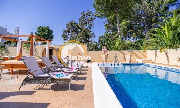 Resale - Villa - San Miguel de Salinas - Las Communicaciones