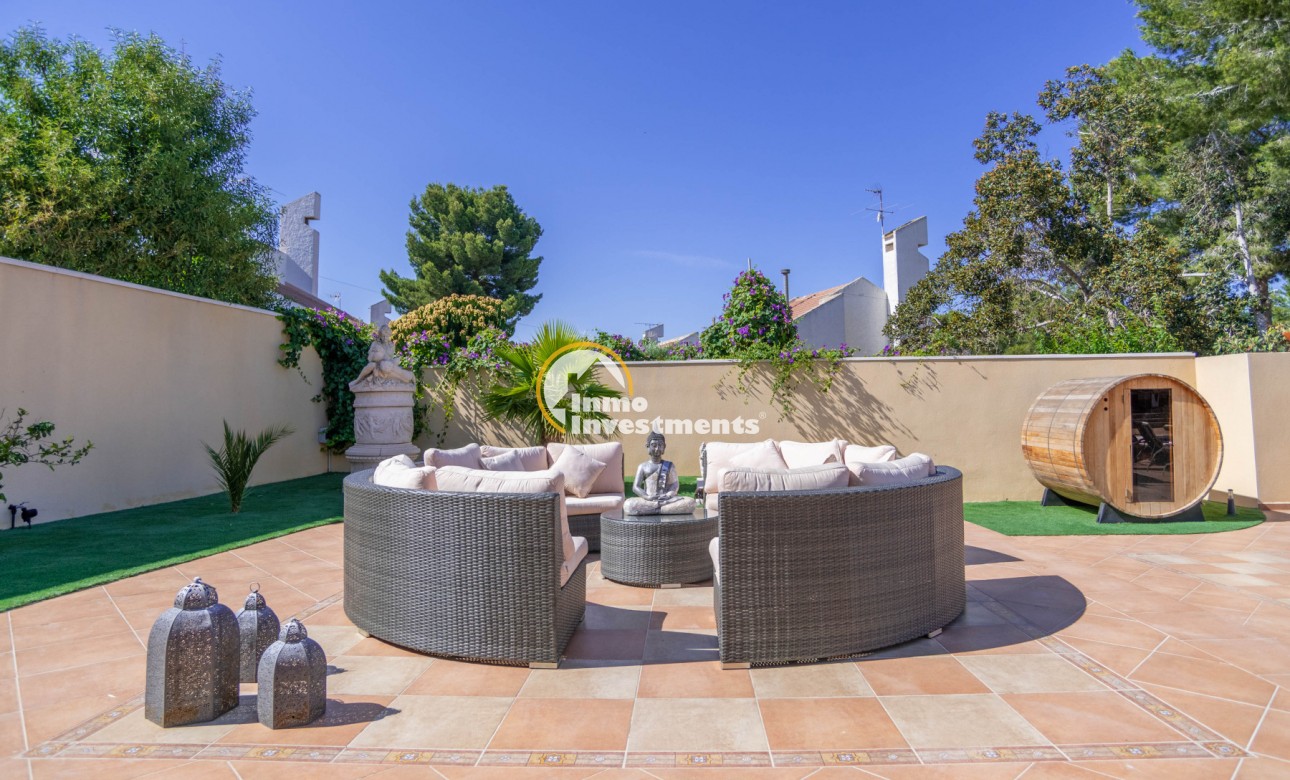 Resale - Villa - San Miguel de Salinas - Las Communicaciones