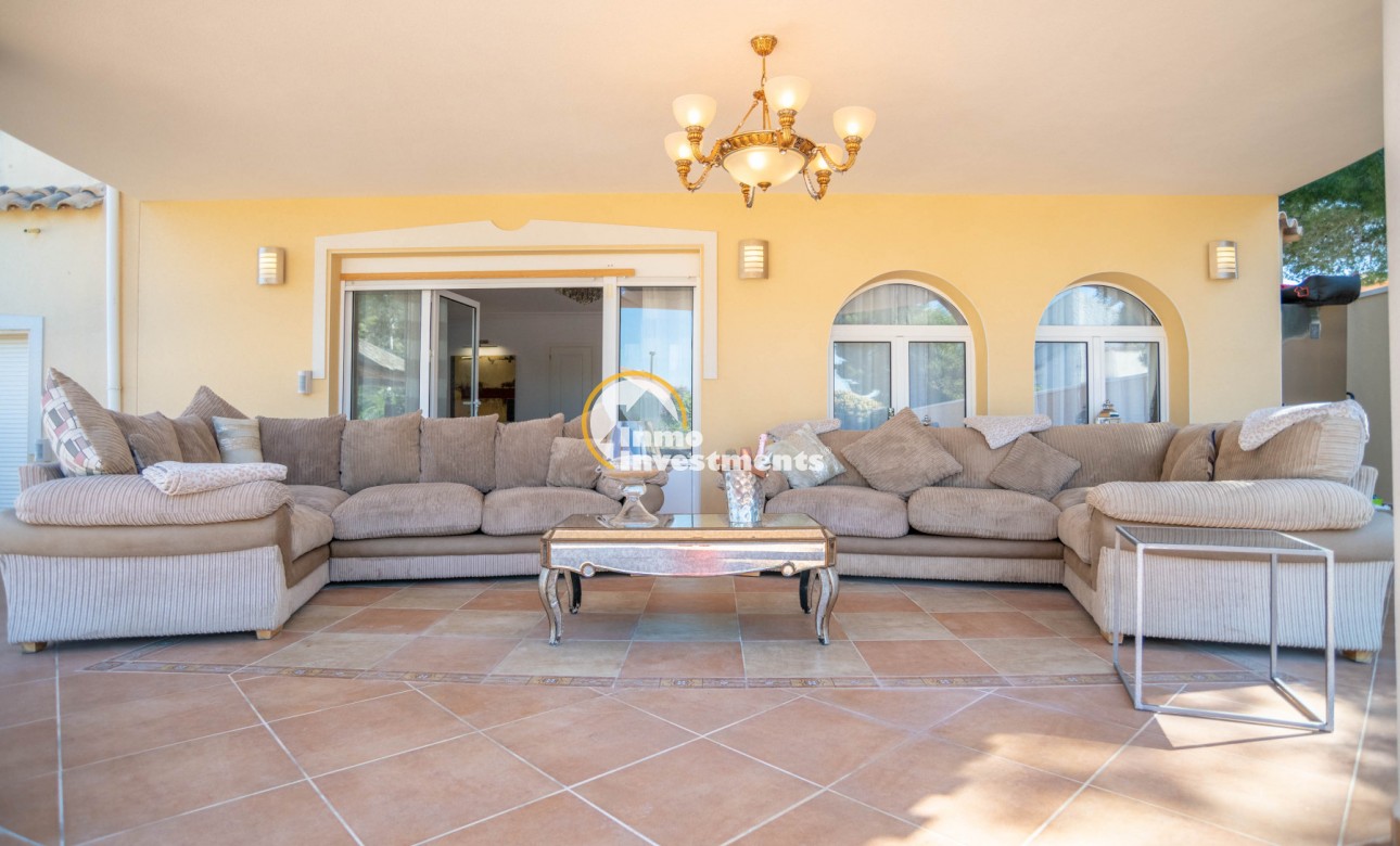 Resale - Villa - San Miguel de Salinas - Las Communicaciones