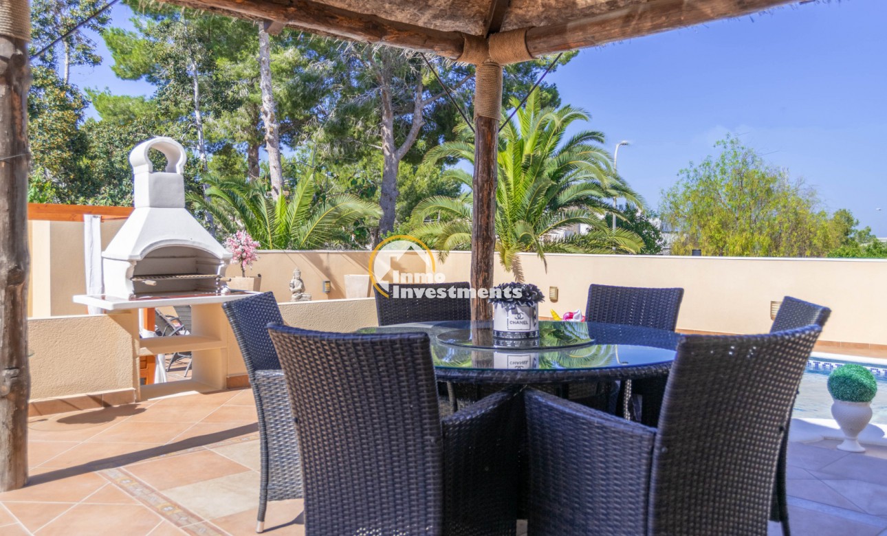 Resale - Villa - San Miguel de Salinas - Las Communicaciones