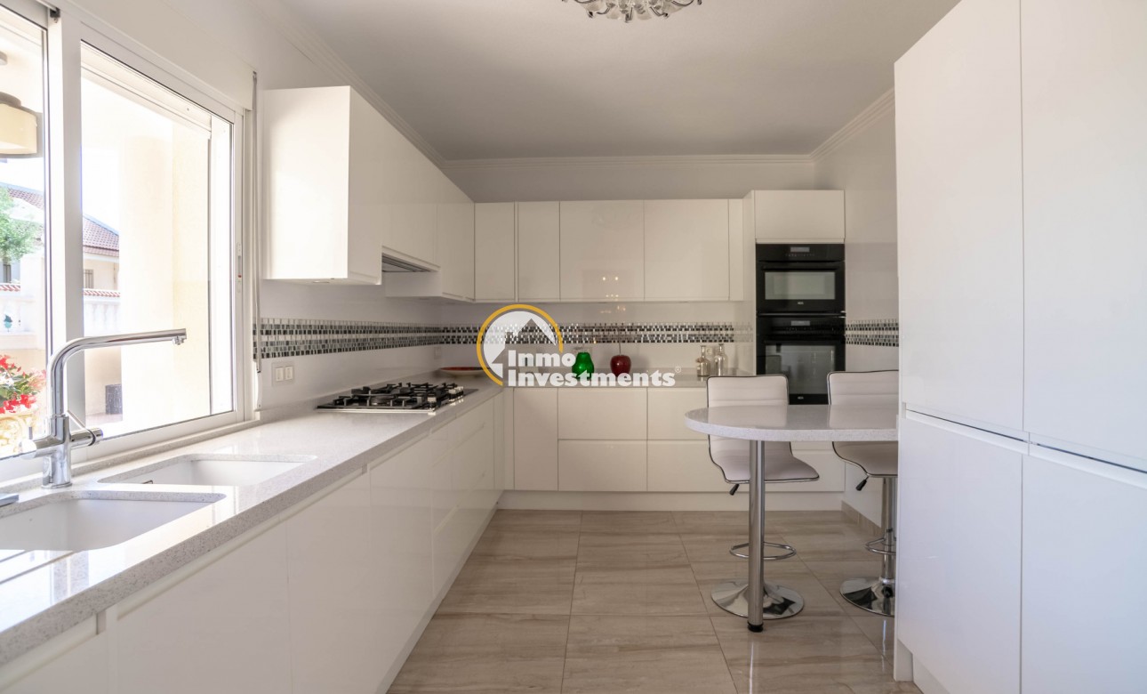 Resale - Villa - San Miguel de Salinas - Las Communicaciones