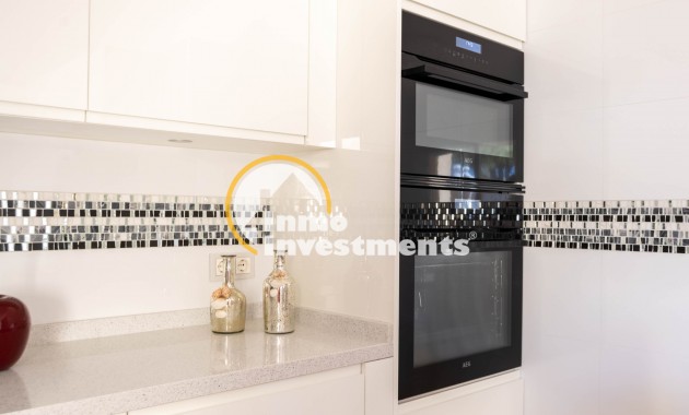 Resale - Villa - San Miguel de Salinas - Las Communicaciones