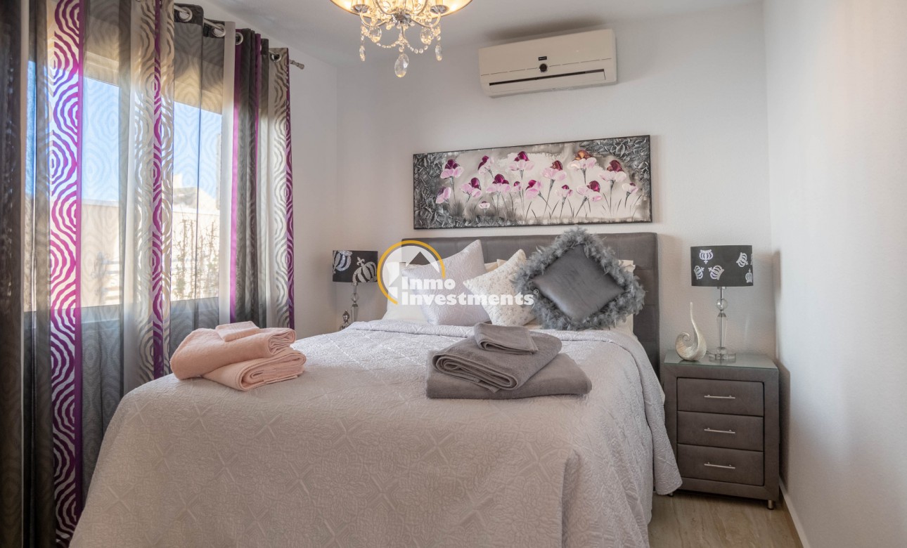 Resale - Villa - San Miguel de Salinas - Las Communicaciones