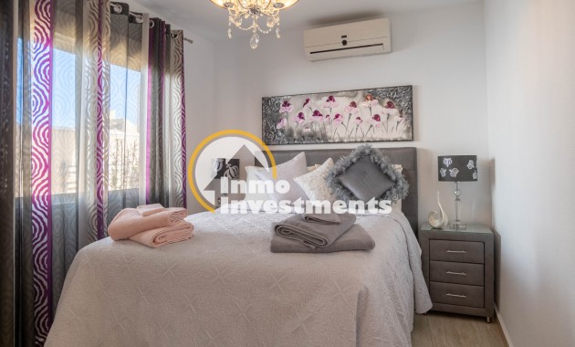 Resale - Villa - San Miguel de Salinas - Las Communicaciones