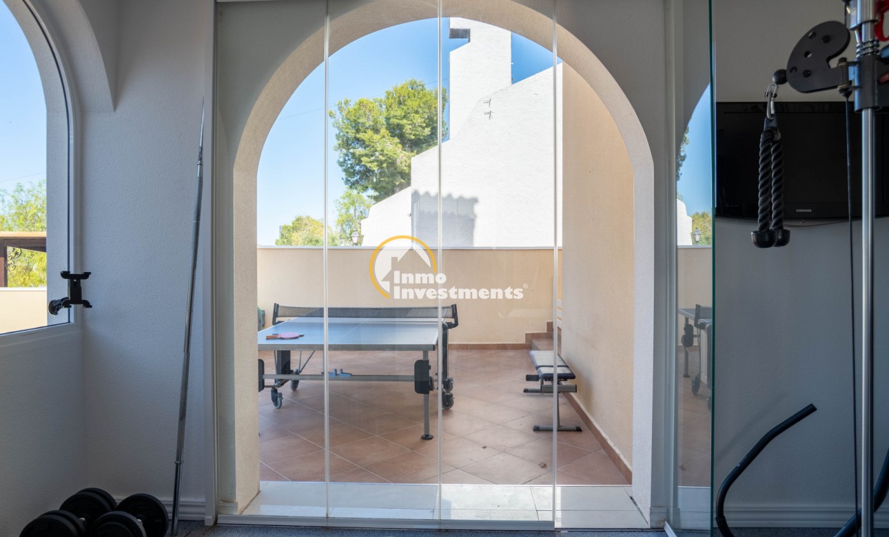 Resale - Villa - San Miguel de Salinas - Las Communicaciones