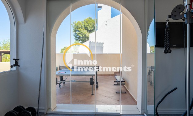 Resale - Villa - San Miguel de Salinas - Las Communicaciones